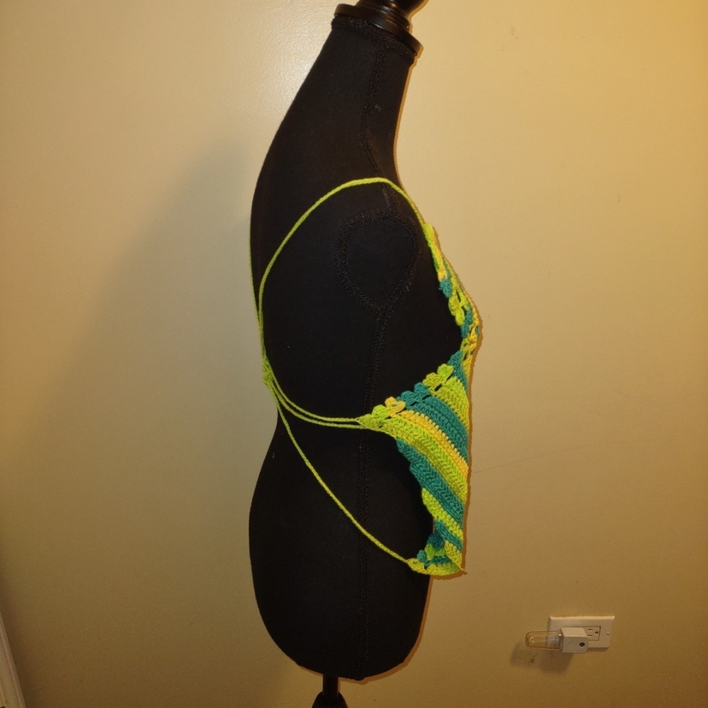 Butterfly Halter Top - Picture 6 of 16